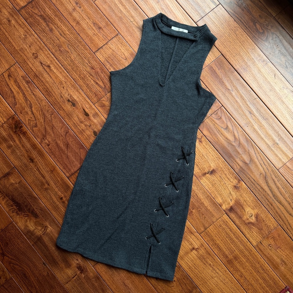 WAYF Charcoal Sleeveless Mini Dress • Bodycon / Night Out / Casual Chic - Picture 3 of 9